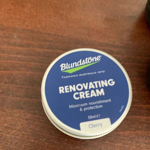 *sold* Red Blundstones 1440 - Picture 6 of 6